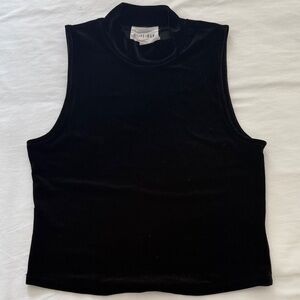 Olive & Oak Elegant Black Sleeveless Top